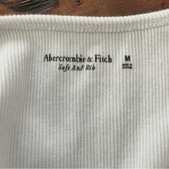 Abercrombie & Fitch White Soft A&F Rib Cropped Tank Top - Picture 2 of 4